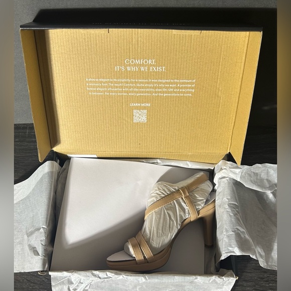 Women's Brenta Dress Sandal - Shelf Pull - Picture 10 of 11